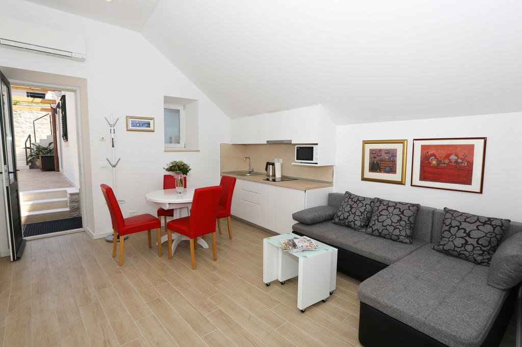 White & Co And Apartment Dubrovnik