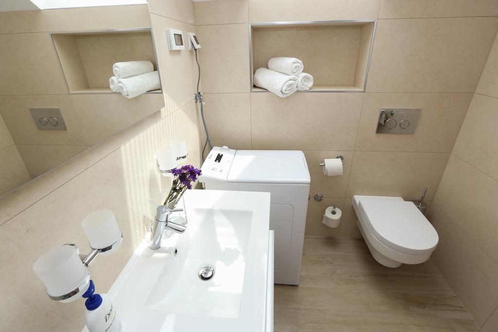 White & Co And Appartement